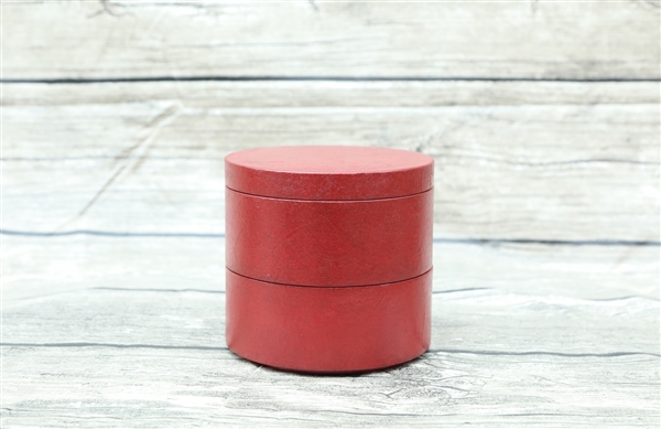 【リマ特選直送品】クアントバスタ 和紙貼り漆塗りくり抜き弁当箱 朱漆 2段