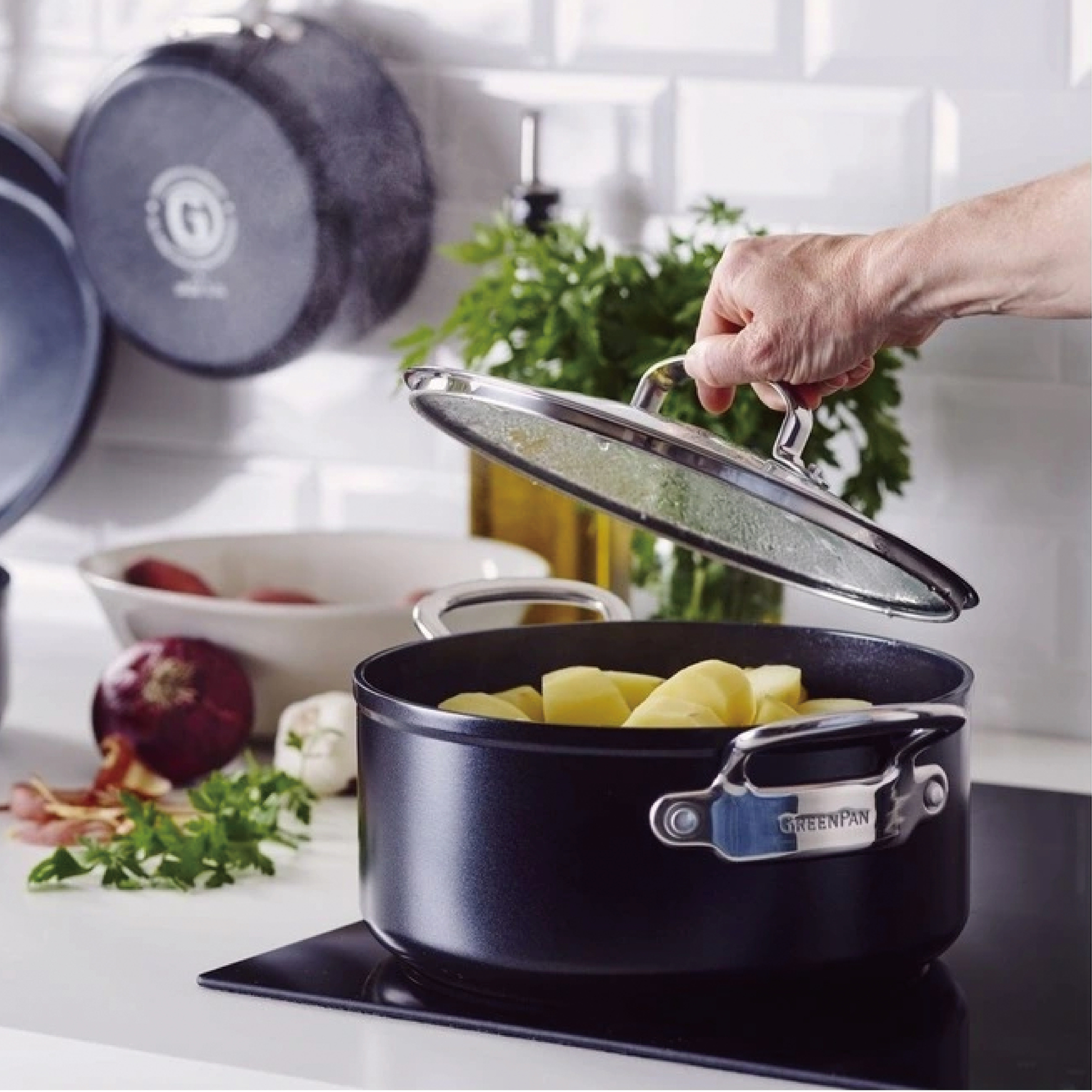 【リマ特選直送品】　ゼンケン　グリーンパン　バルセロナプロ　キャセロール　20㎝（ガラス蓋付）