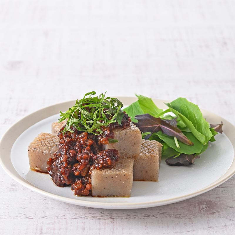 【レシピ】黒豆入り甜麺醤ダレ こんにゃくステーキ